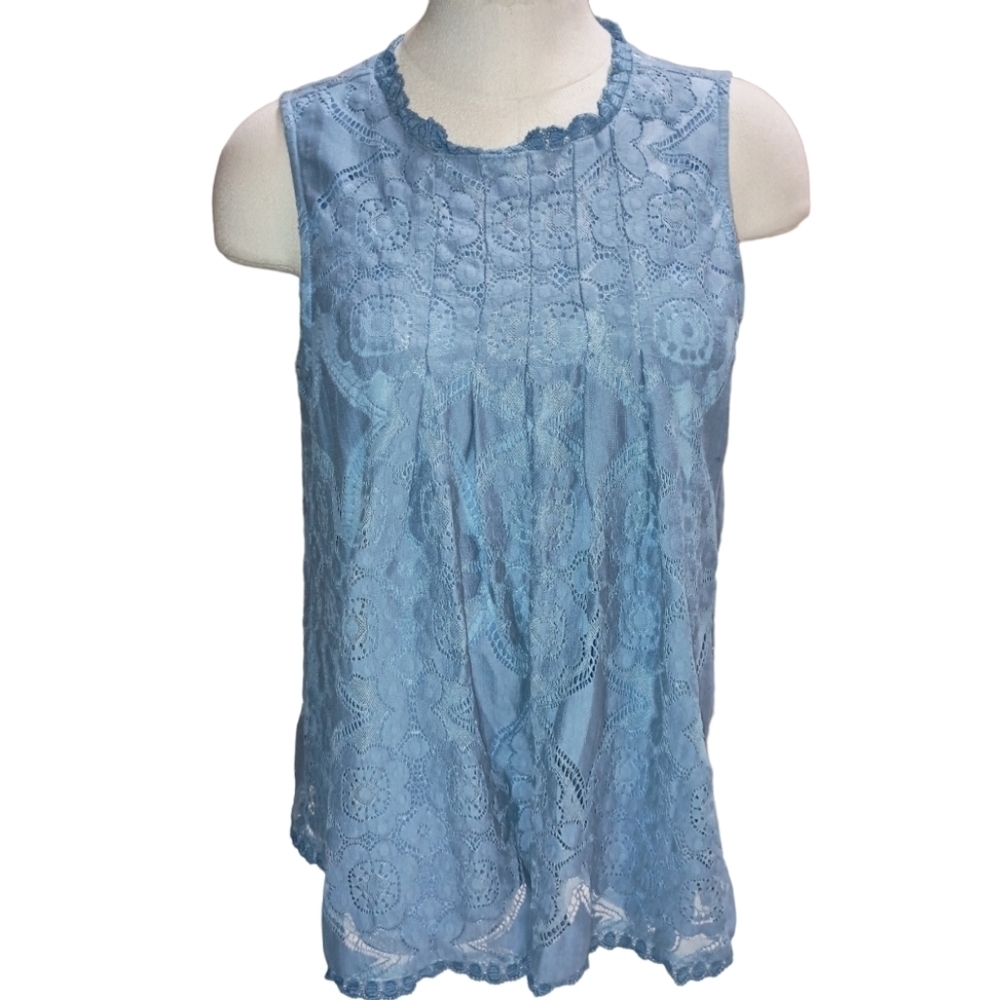 Doe and Rae Blue Lace Sleeveless Swing Top M